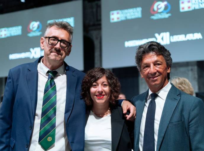 Salario minimo a 9 euro negli appalti pubblici: il M5S rilancia in Piemonte. “Basta stipendi da fame, anche nelle cooperative”